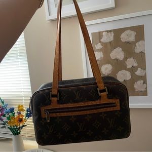 Louis Vuitton Monogram Cite MM